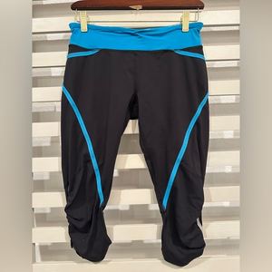 Lululemon Run Inspire Leggings Cropped Black Blue Reflective‎ Size 6 Back Pocket